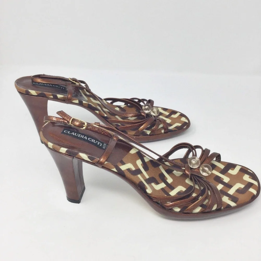 Claudia Ciuti Brown Patent Leather Heeled Sandals